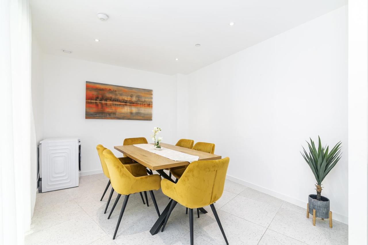 Luxury Spacious Flat With Communal Gardens And Parking Londýn Exteriér fotografie